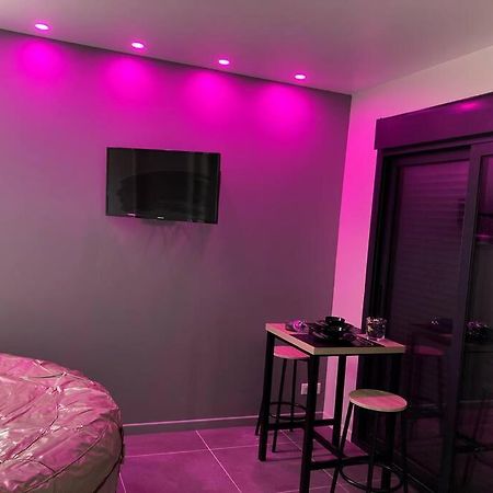 Spa Le Love Сен-Жермен-ле-Корбей Екстер'єр фото
